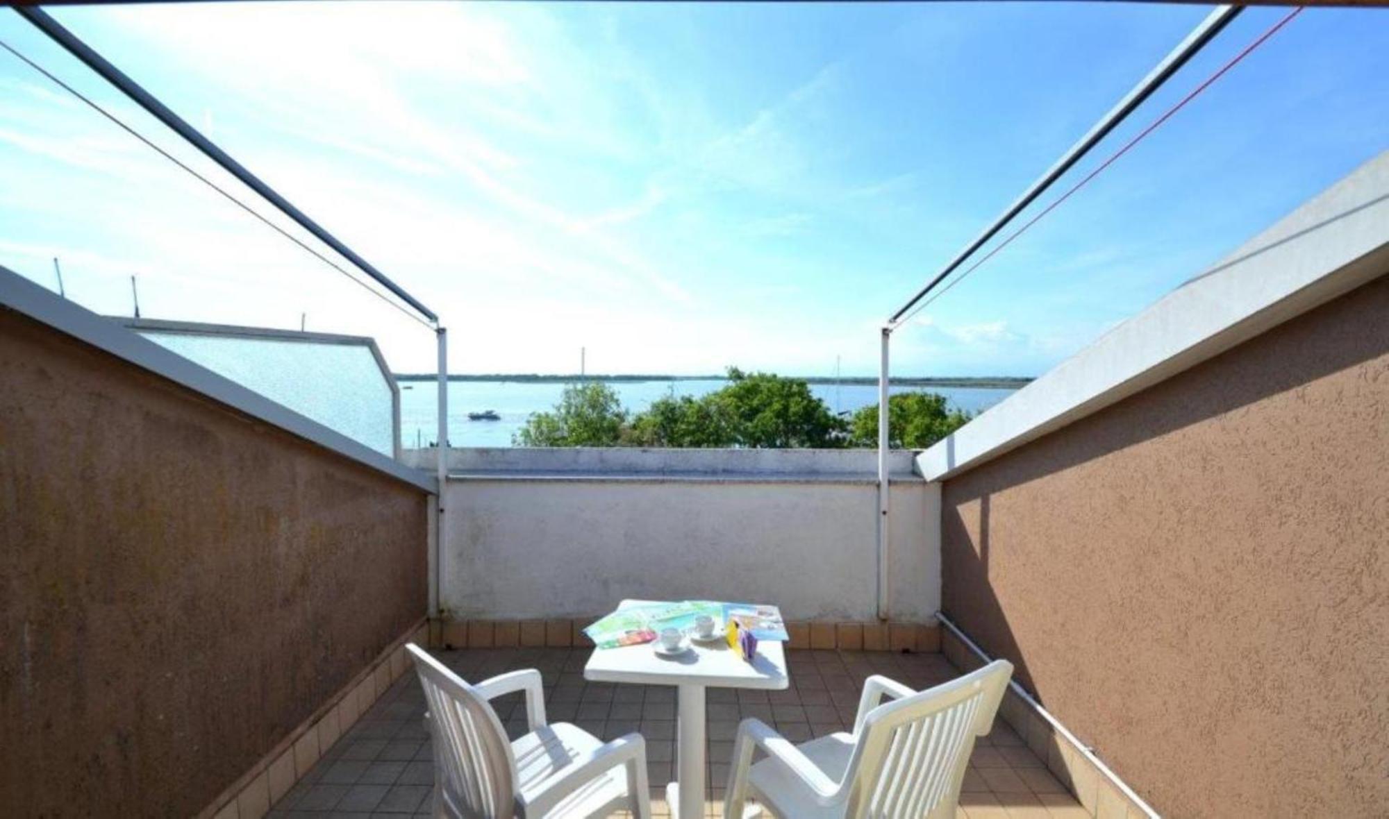 Gavitello Apartment Bibione Exterior photo